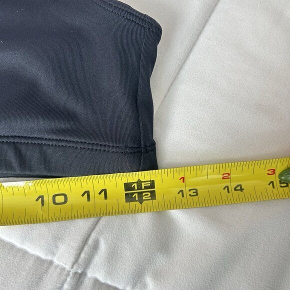 Under Armour Womens S/XS Scoop-Neck Racerback Fitted Sports Bra Black No Padding - Picture 2 of 3